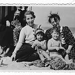 Betty Suzanne Pintus with group on beach.jpeg