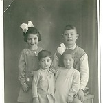 Herz 4 kinderen sept 1936.jpg